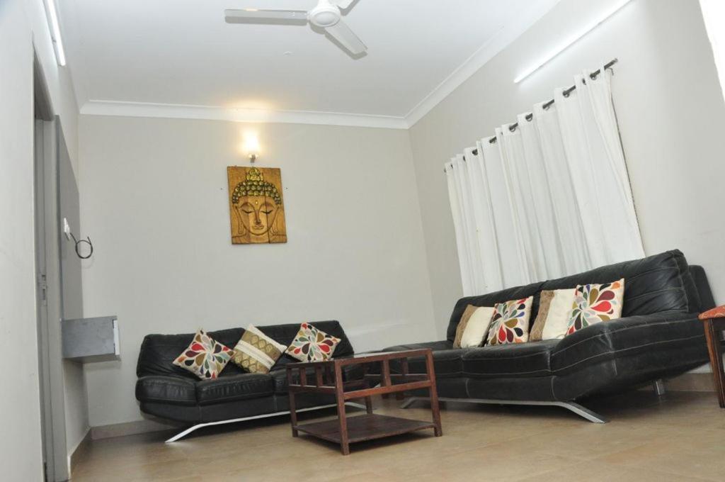 Jsr Homes Йеркауд Екстериор снимка