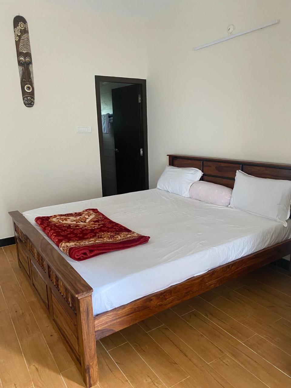 Jsr Homes Йеркауд Екстериор снимка